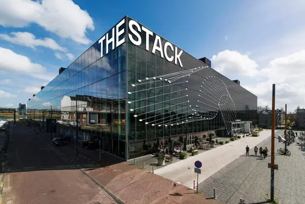 Amsterdam krijgt The Stack: nieuwe AI-hub die Europa minder afhankelijk maakt van buitenlandse AI